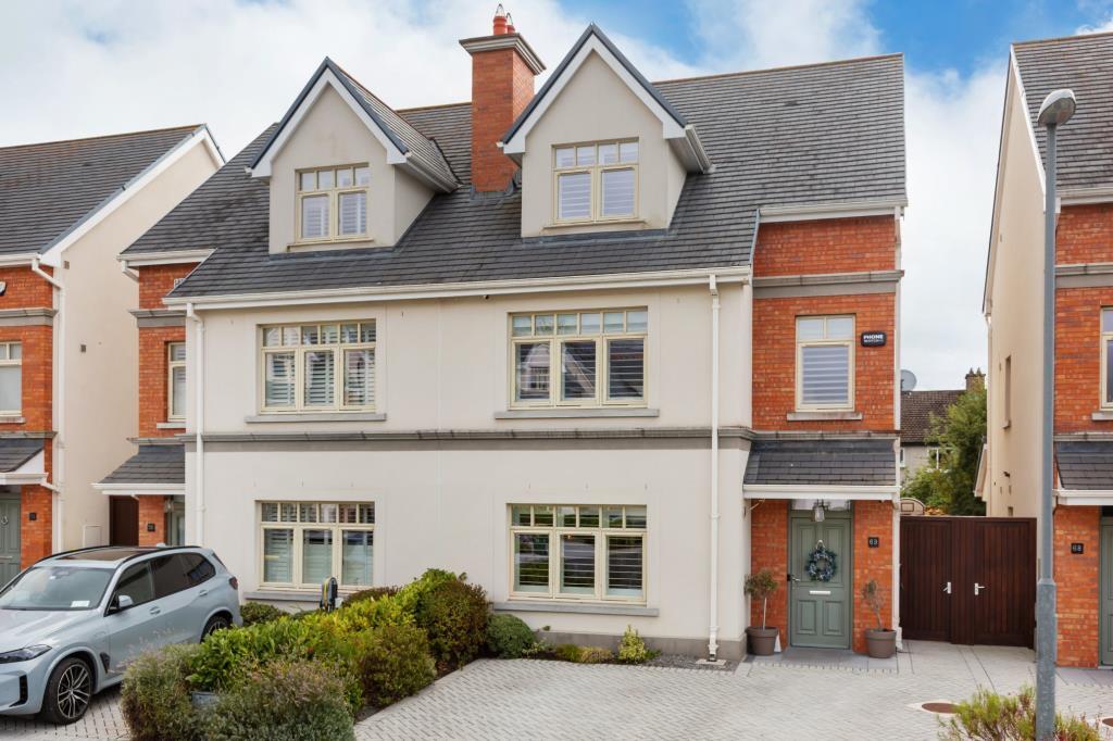 Main image of property: 69 College Square, Terenure, Dublin 6w, D6W H268