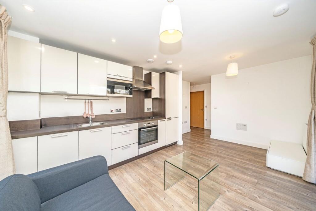 Apartment in London - View 3