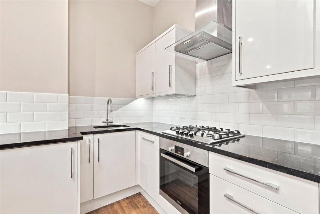 Apartment in London, Upper Clapton, West Hackney - More