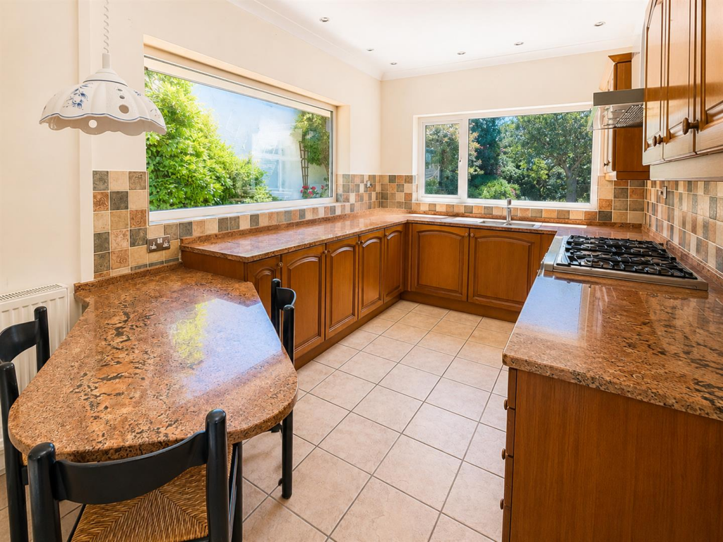 House in Portishead, North Somerset - View 6