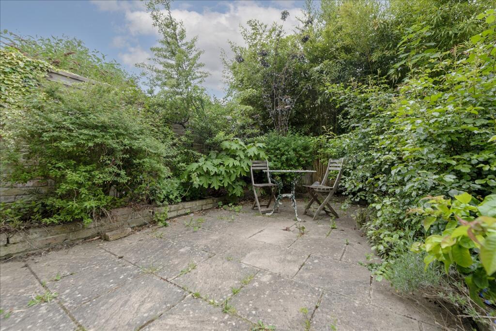 House in London, Shepherd's Bush - View 2