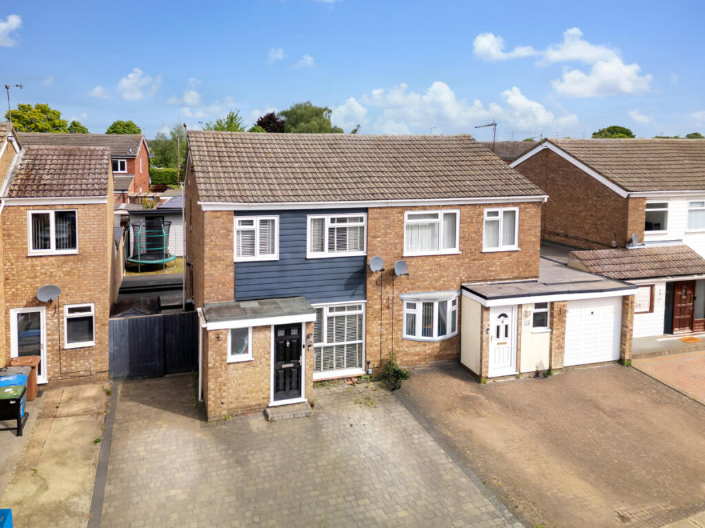 Main image of property: Maycroft Close, Ipswich, IP1