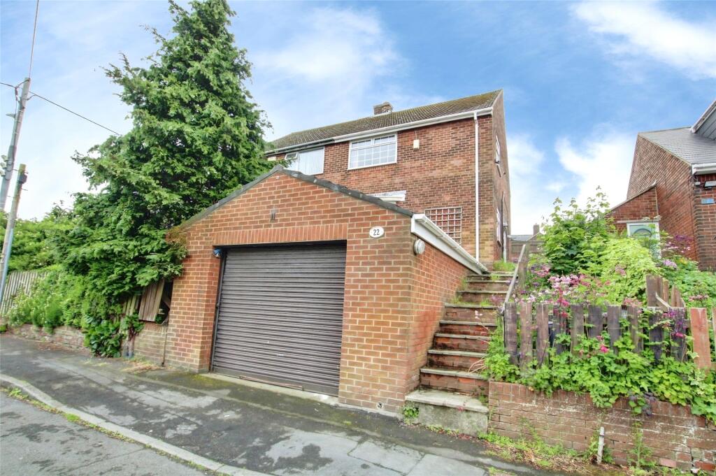 3-bed semi-detached on West Road, Bridgehill, Consett, DH8, £120,000