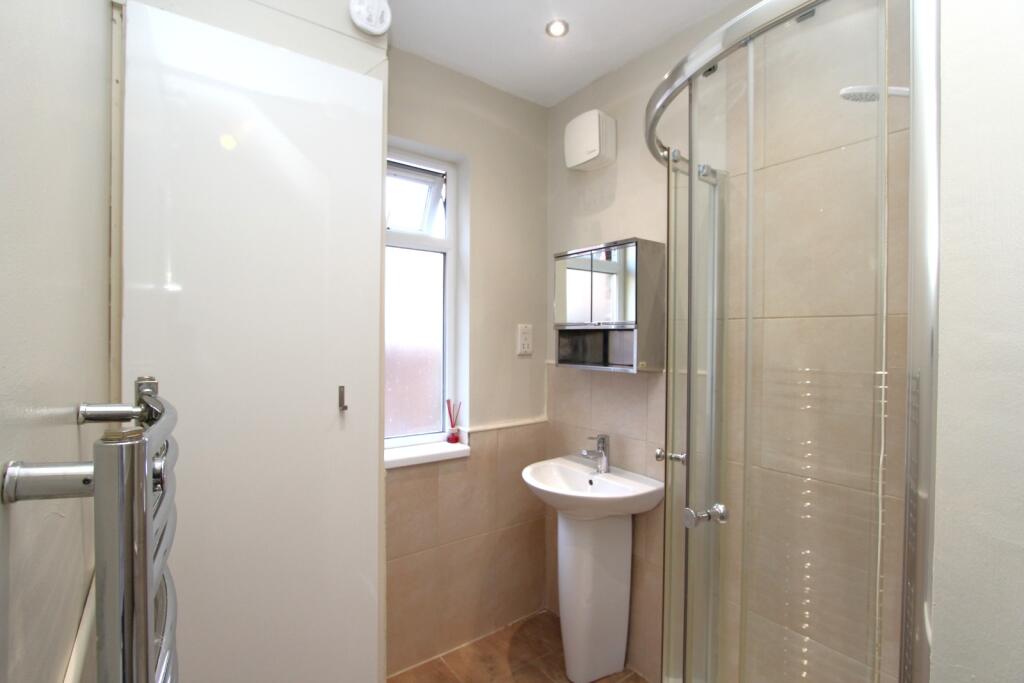 3 bedroom flat for rent
