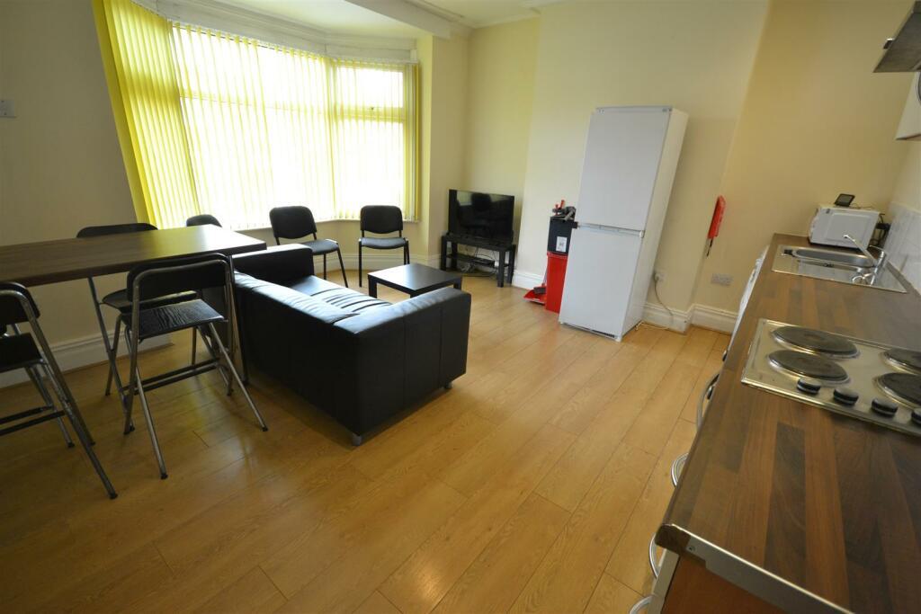 East Park Road, Leicester photo 4