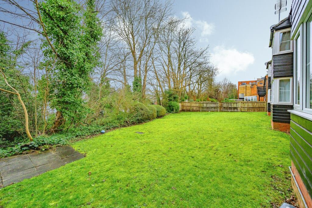 Additional image 17 of Milton Road, Harpenden, AL5