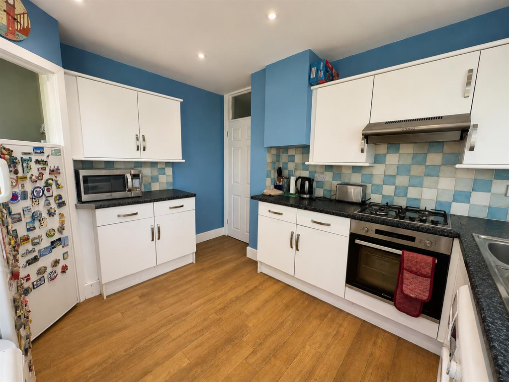 Chichester Drive West, Saltdean, Brighton photo 3