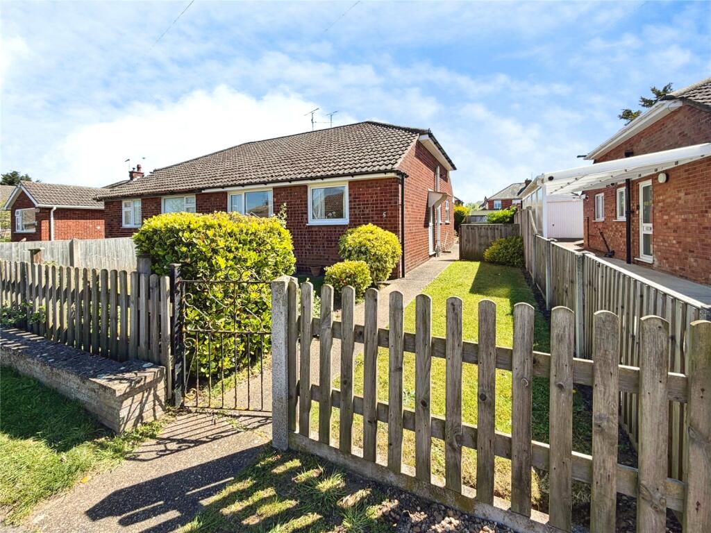 Main image of property: Mulberry Avenue, North Hykeham, Lincoln, Lincolnshire, LN6