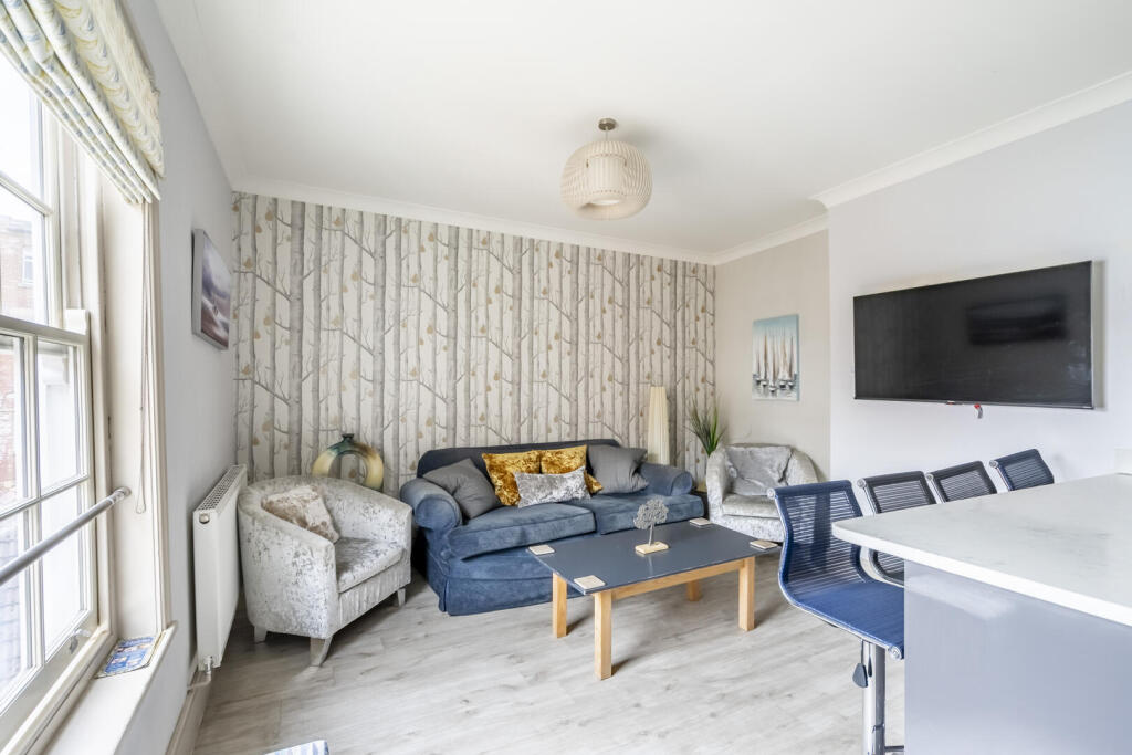 Apartment in York - View 4