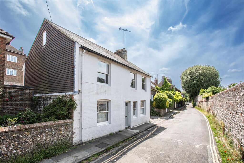 5-bed detached on Eastport Lane, Lewes BN7 1TL, £1,000,000