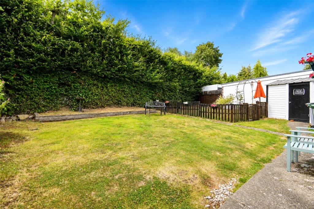 Ambleside Close, Thingwall, Wirral photo 4