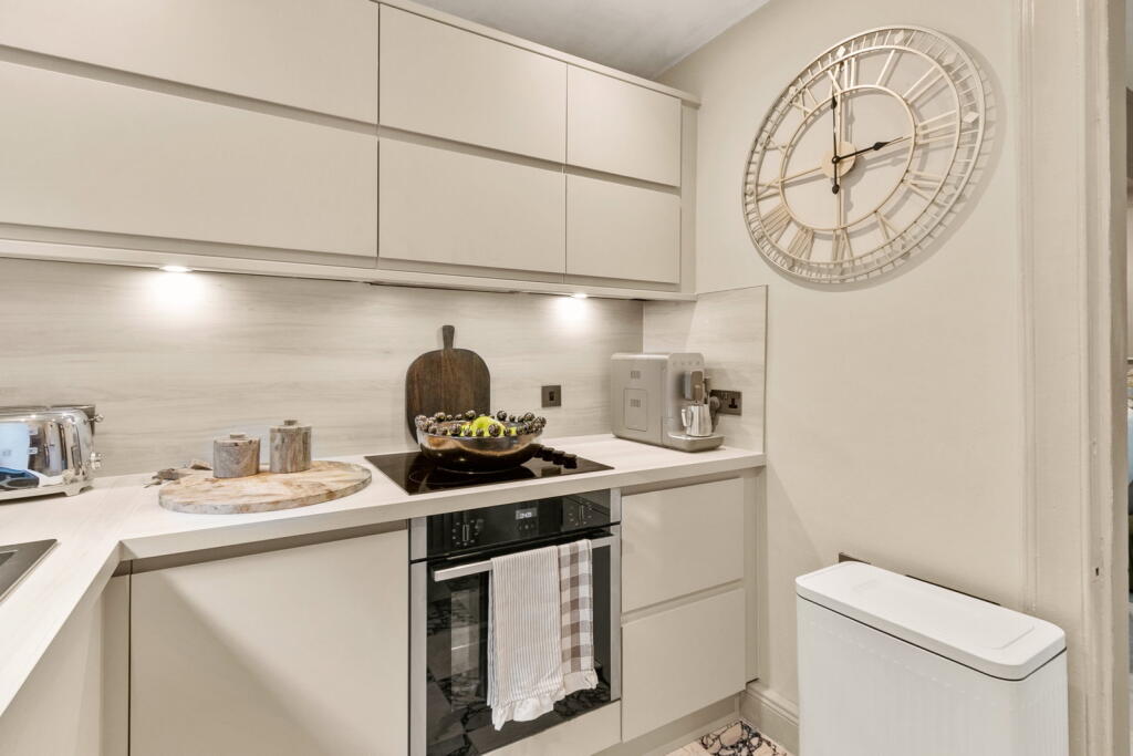 Apartment in Glasgow - More