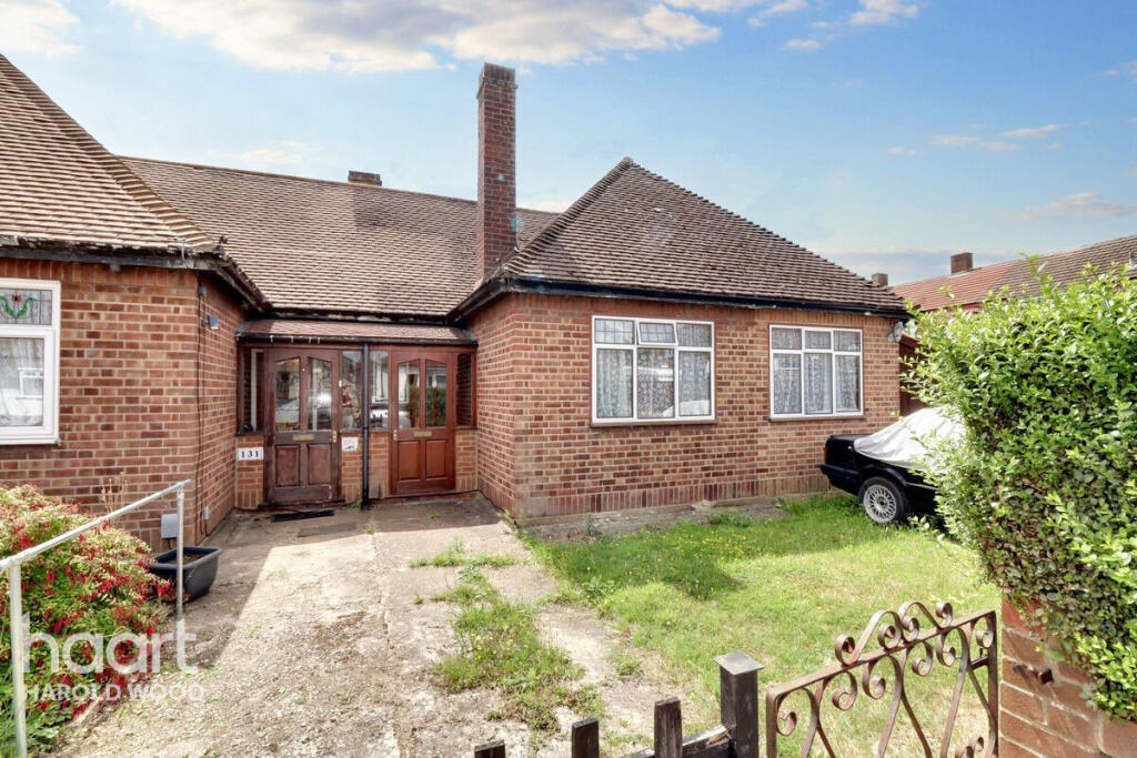 3-bed house on Harrow Crescent, Harold Hill, £475,000