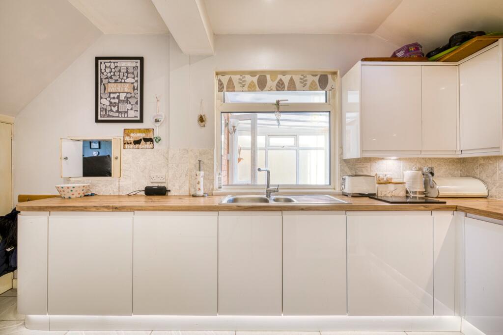 House in Bath, Castle Cary - More