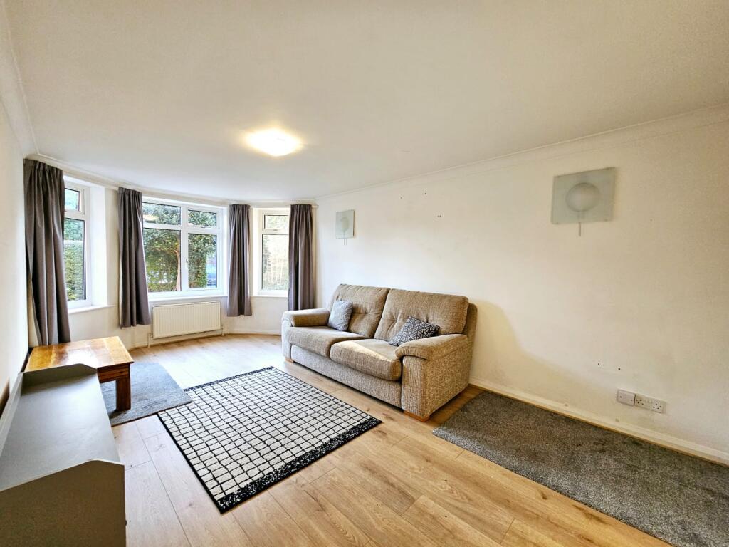 Normanton Rise, Holbeck Hill, Scarborough, North Yorkshire photo 2