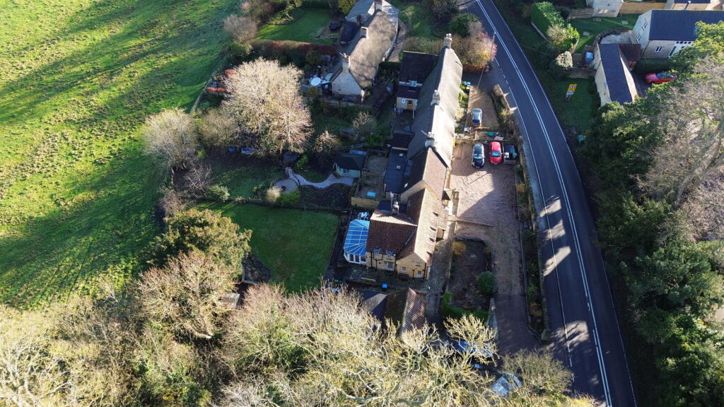 Main image of property: Gayhurst, Newport Pagnell, MK16 8LG