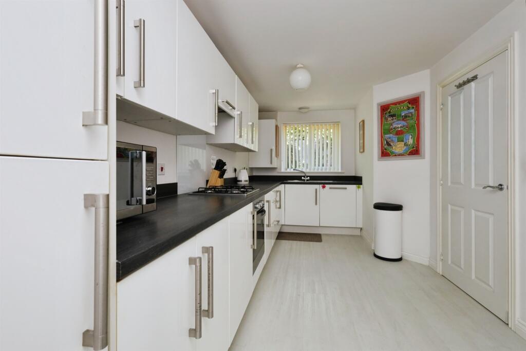 Brunel Drive, Hailsham photo 4