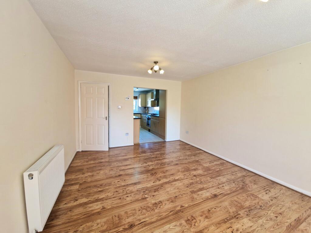 Apartment in Wokingham - View 5