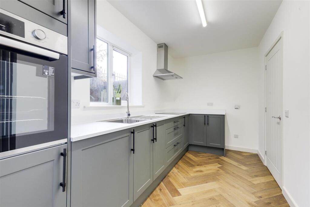 House in Nottingham, Bestwood Park Estate - More