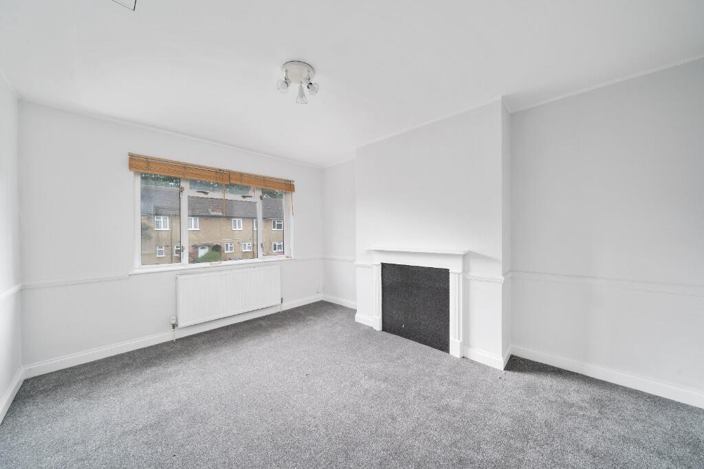 Surridge Gardens, London, SE19 photo 4