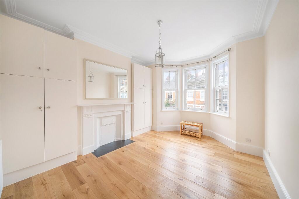 4 bedroom terraced house for rent
