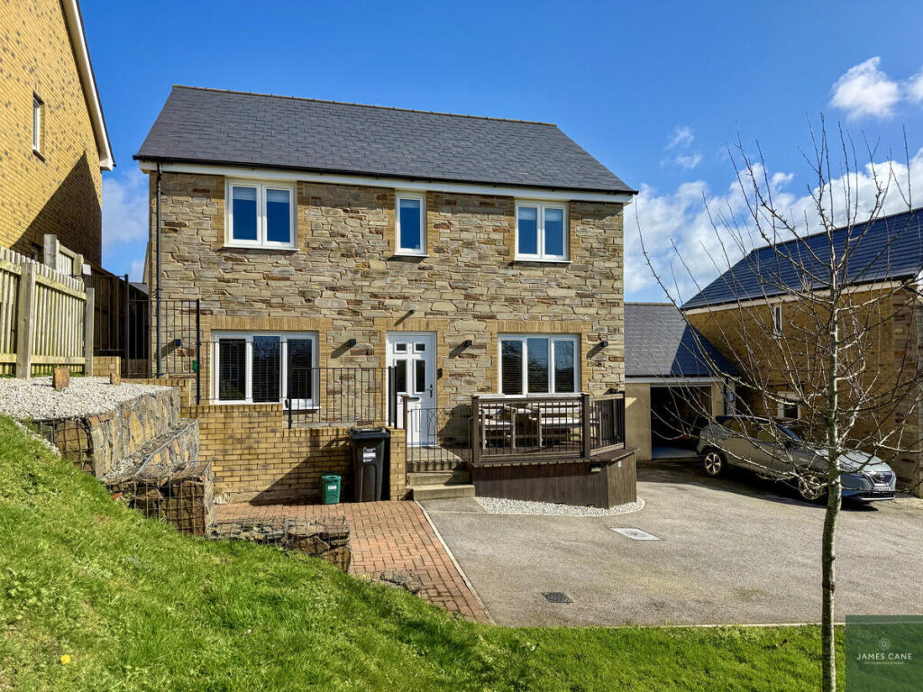 Main image of property: Gwarak Tewdar, Truro, TR1