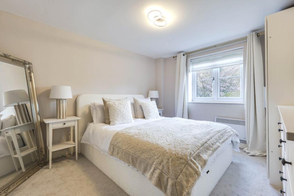 Additional image 5 of Waterside View, Harrogate Road, Bradford, West Yorkshire, BD10