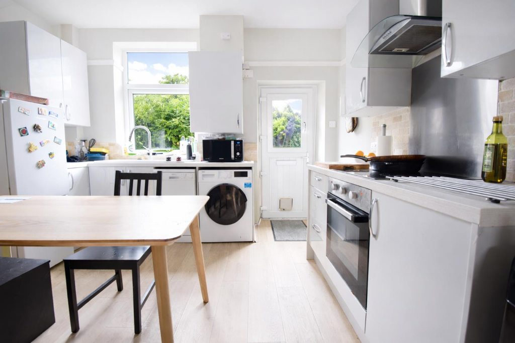 Main image of property: 38 Coombe Road, Sheffield