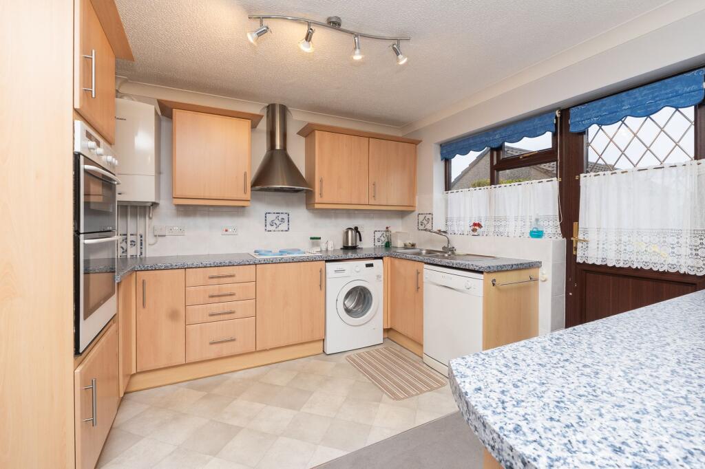 Woodchester, Bristol, BS15 photo 3