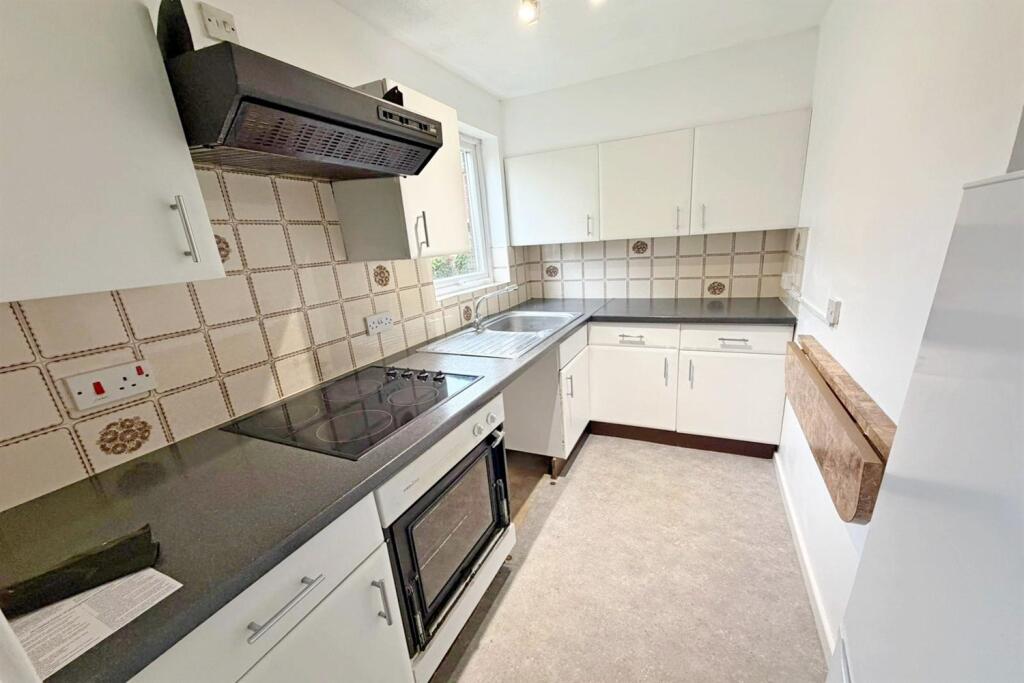Apartment in Portsmouth - View 4