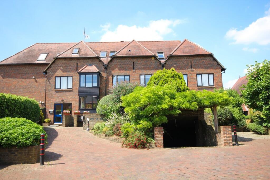Apartment in Reading