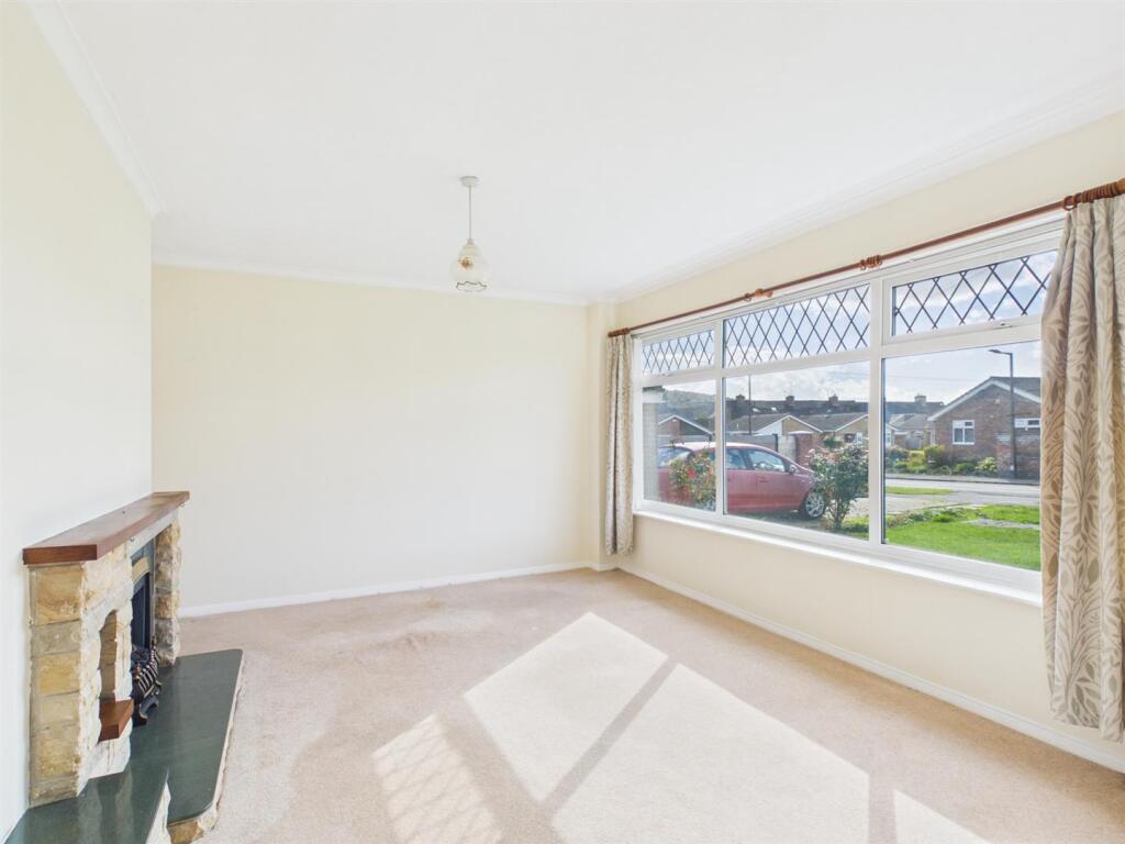 Millersdale Close, Belper, Derbyshire photo 3