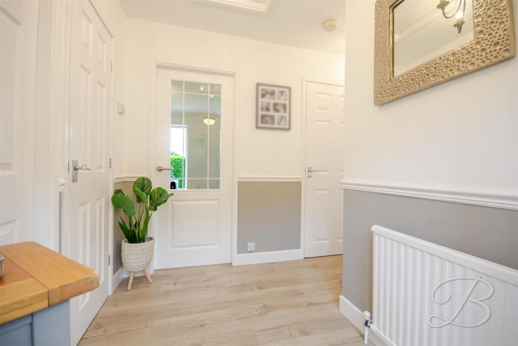Hawksworth Avenue, Forest Town, Mansfield - View 4