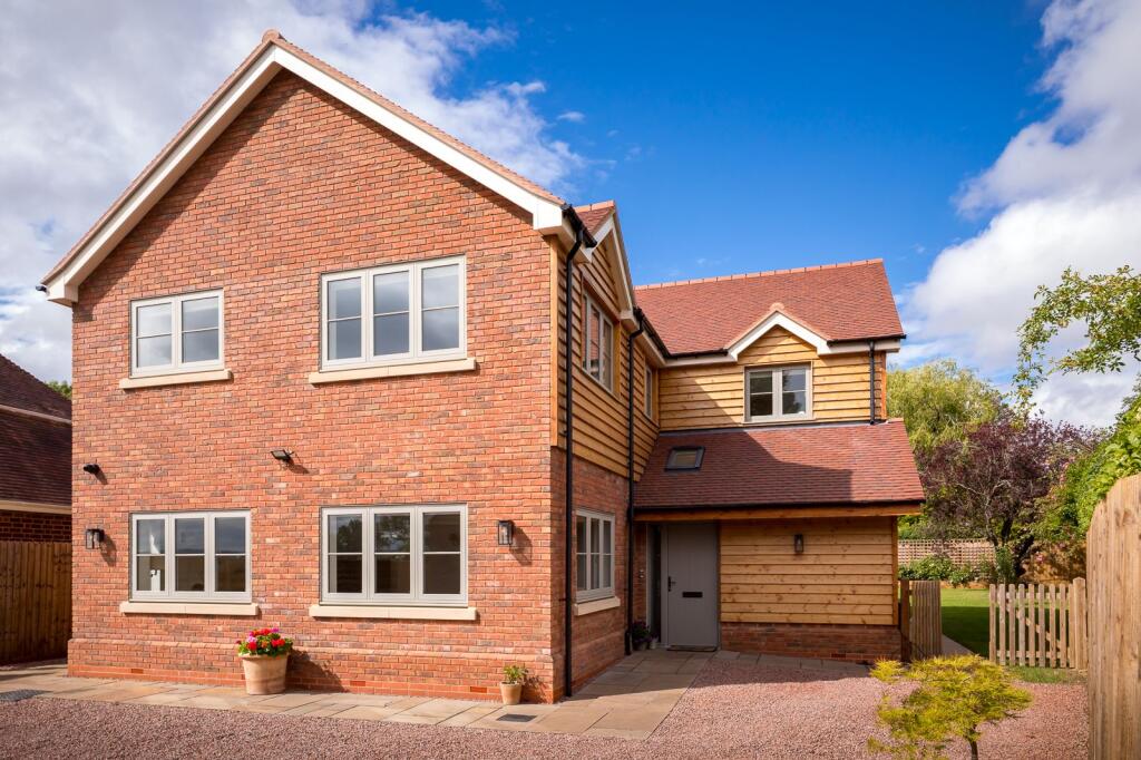Main image of property: Lower Broadheath, Worcester
