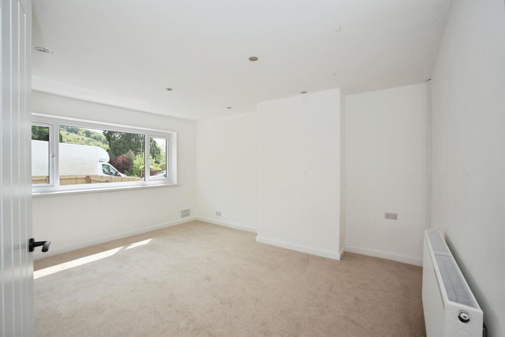 House in Nantgarw, Taffs Well - View 2