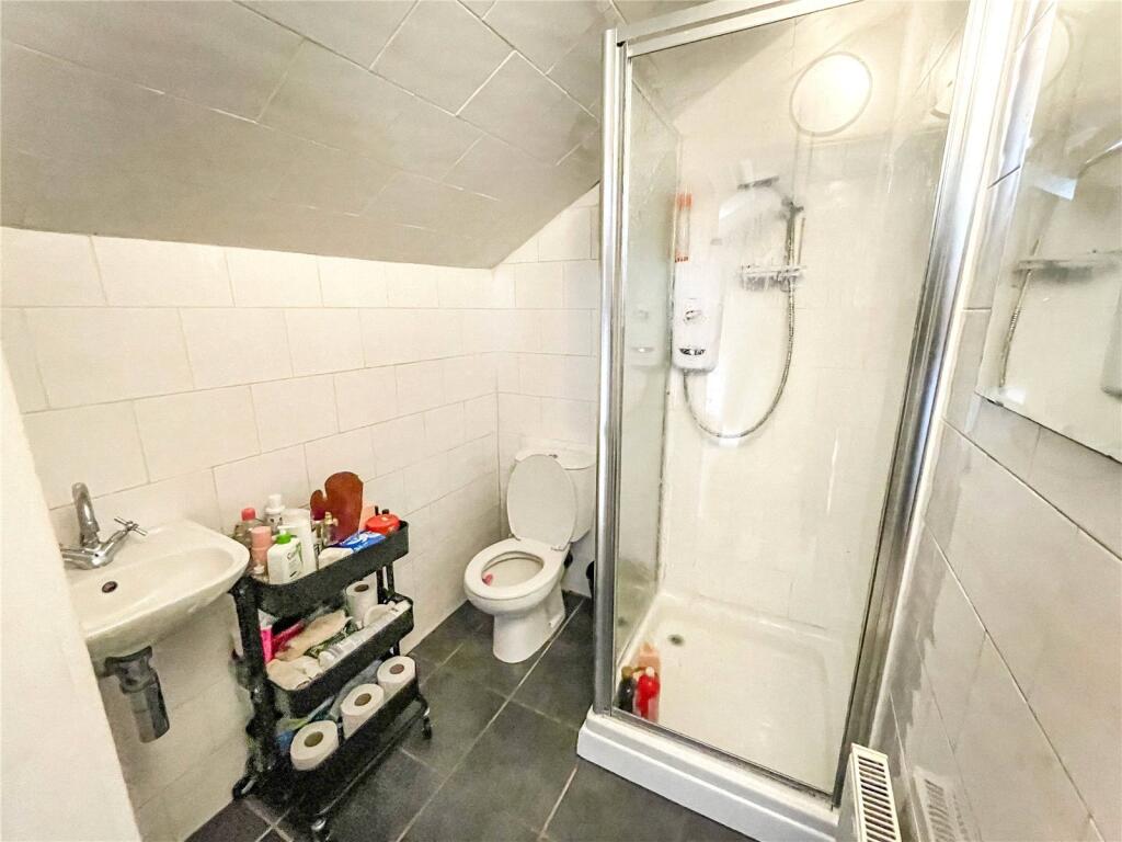 1 bedroom semi-detached house for rent
