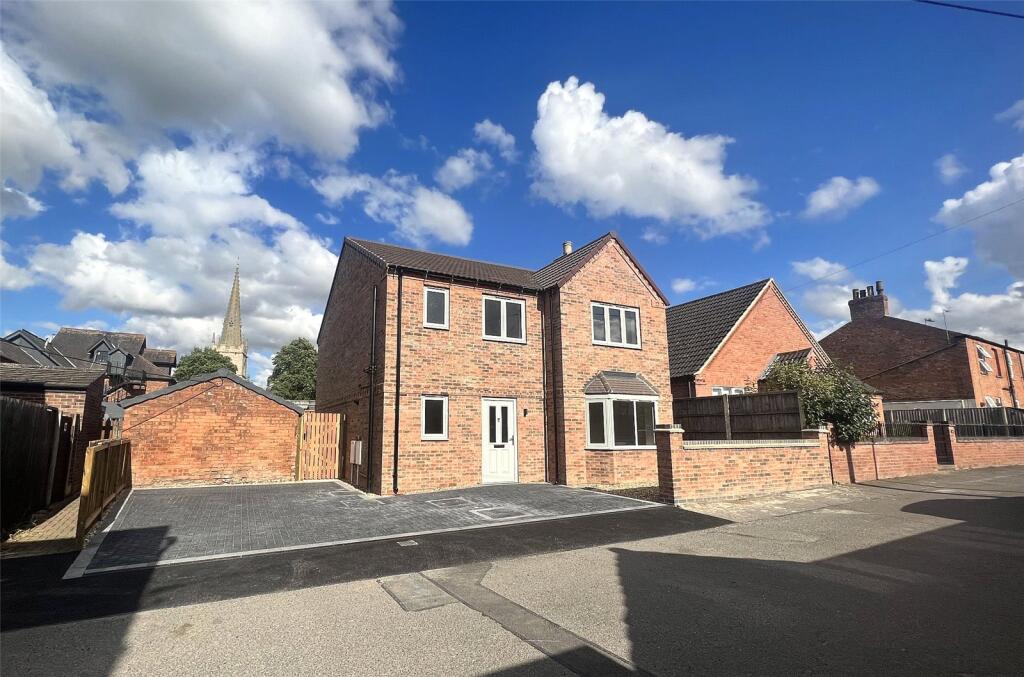 Main image of property: Glovers Lane, Balderton, Newark, Notts, NG24