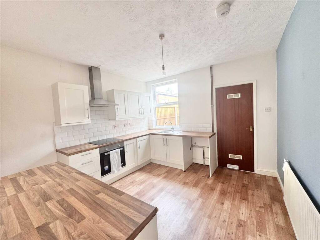House in Nottingham, Nottinghamshire - View 5