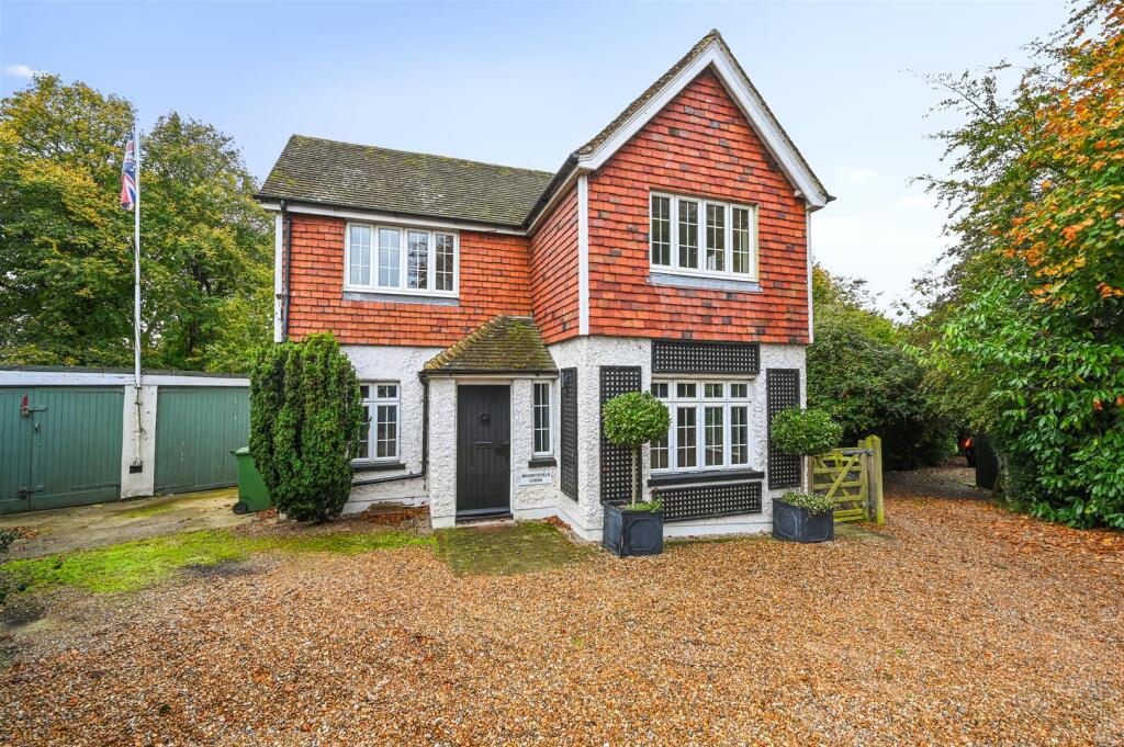 Main image of property: Mountsfield Lodge, Rye Hill, Rye TN31 7NH