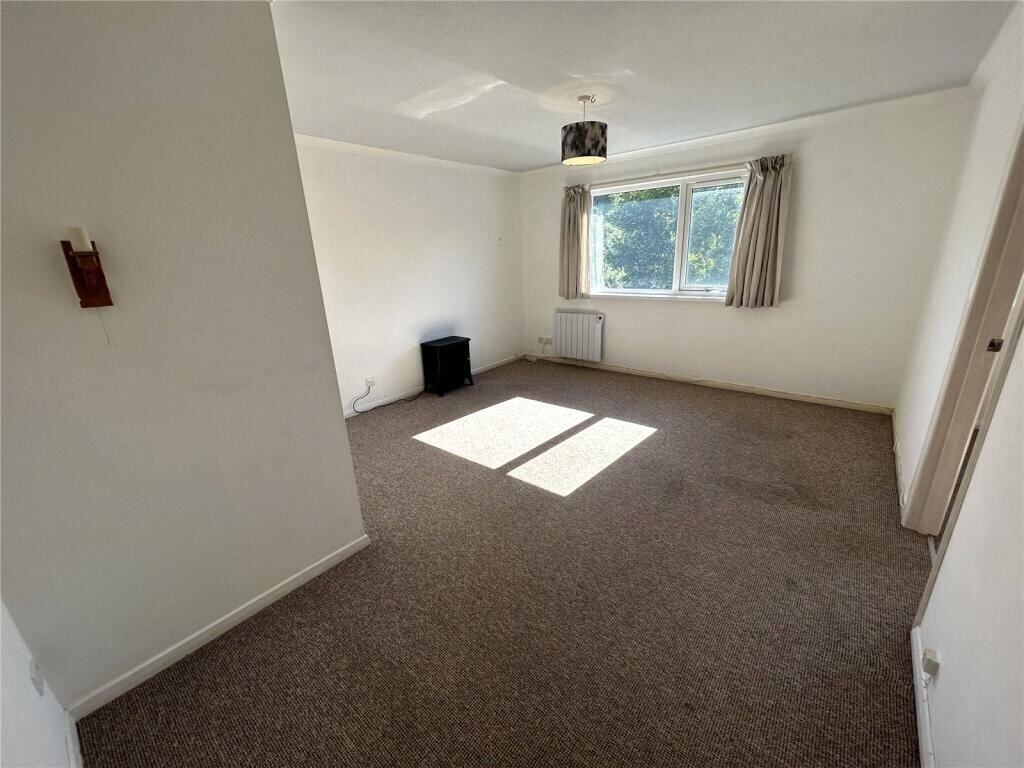 Apartment in Exeter - View 5