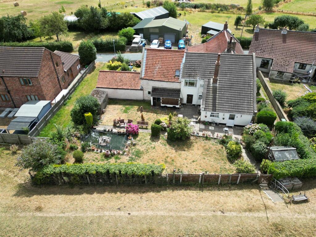 Main image of property: Barmby-on-the Marsh, Goole