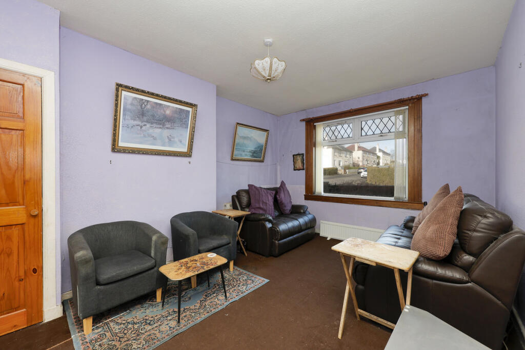 Strathkinnes Road, Kirkcaldy, KY2 photo 2