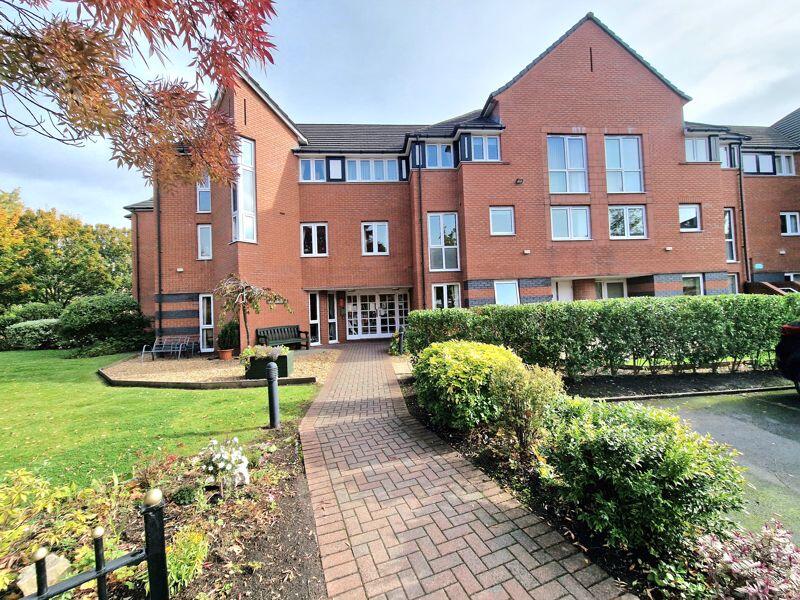 1-bed flat on Metcalfe Court, Romiley, £120,000