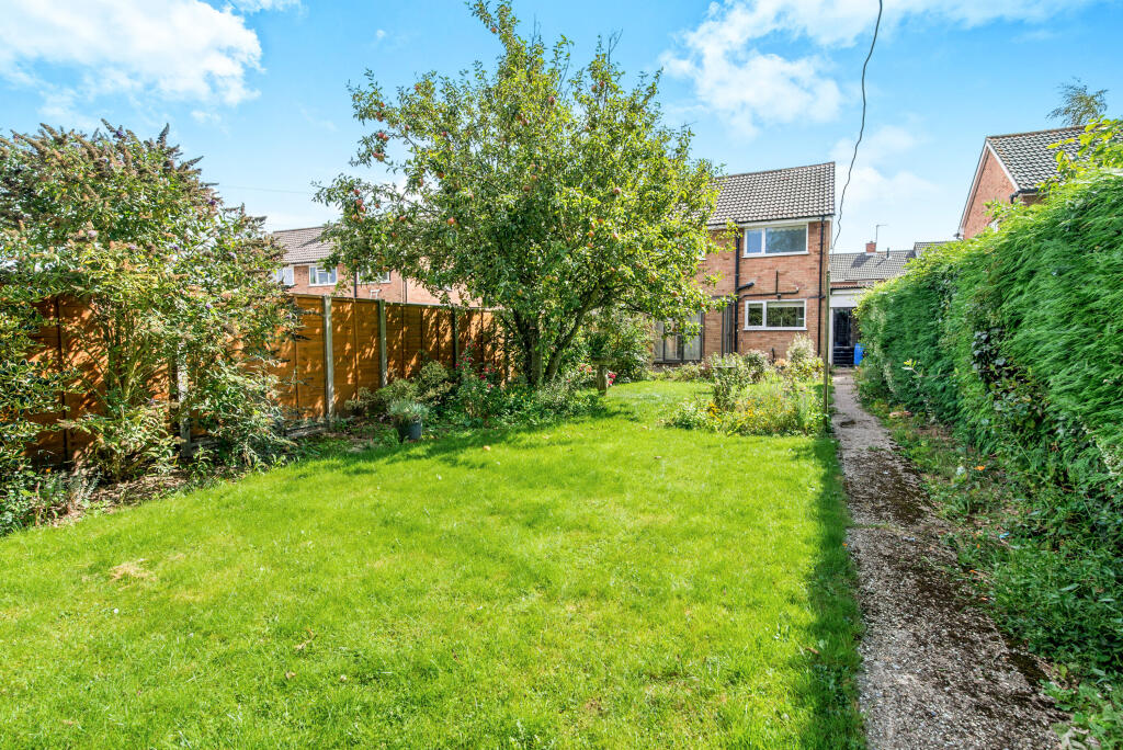 House in Basingstoke and Deane, Basingstoke - View 5
