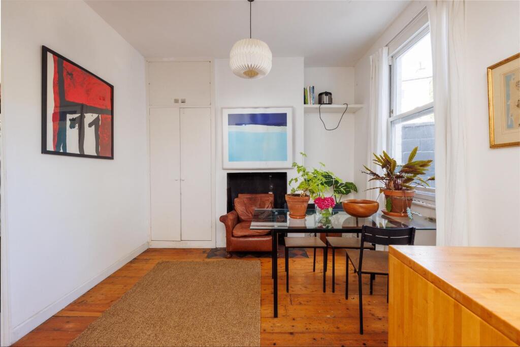 House in Bristol, Pigsty Hill, Bishopston - More