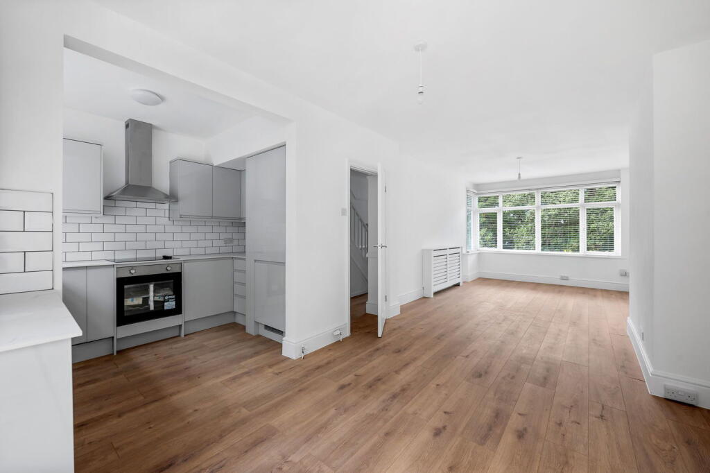 Wharncliffe Road, London, SE25 6SL photo 4