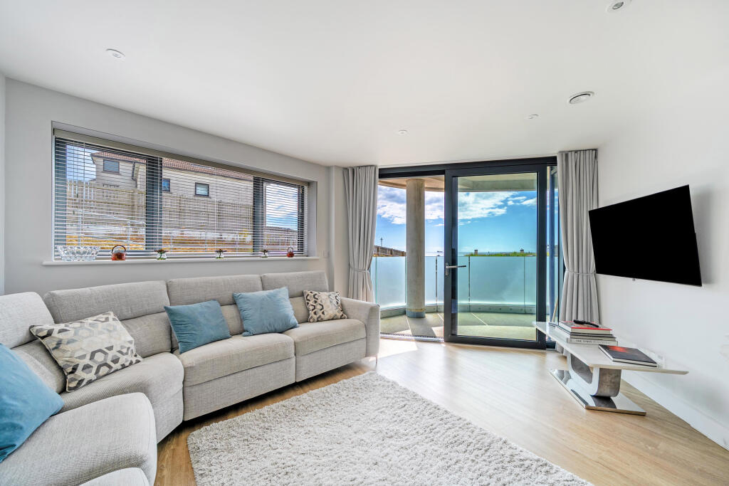 Apartment in Falmouth, Cornwall - View 4