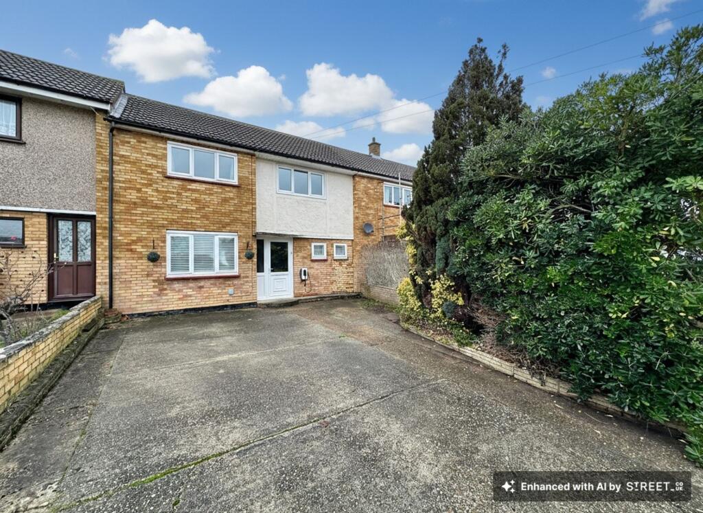 Main image of property: Kings Way, Billericay, CM11