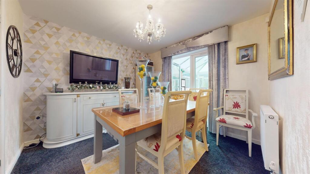 Cygnet Gardens, St. Helens photo 3