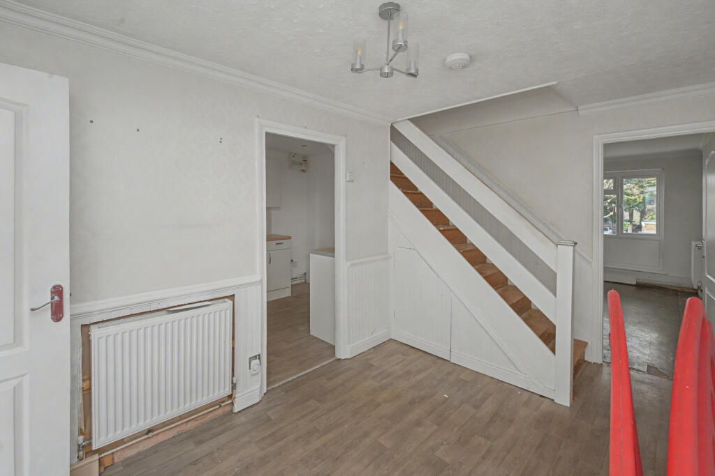 70 Mallard Walk, Sidcup, DA14 6SQ photo 3